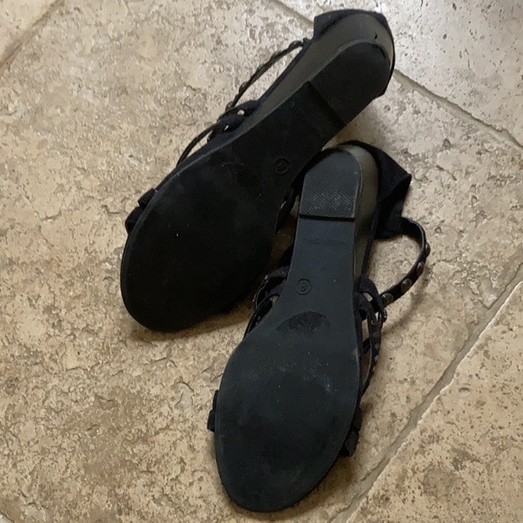 Sandals - Picture 3 of 3